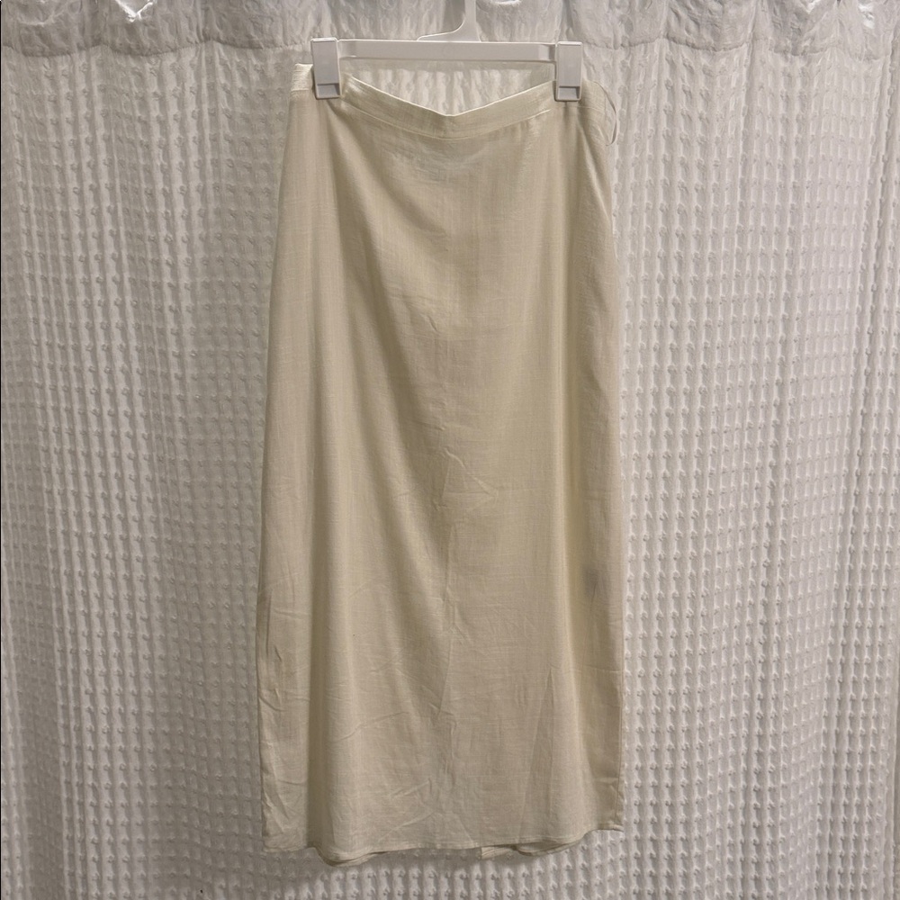 Elegant Cream Midi Skirt